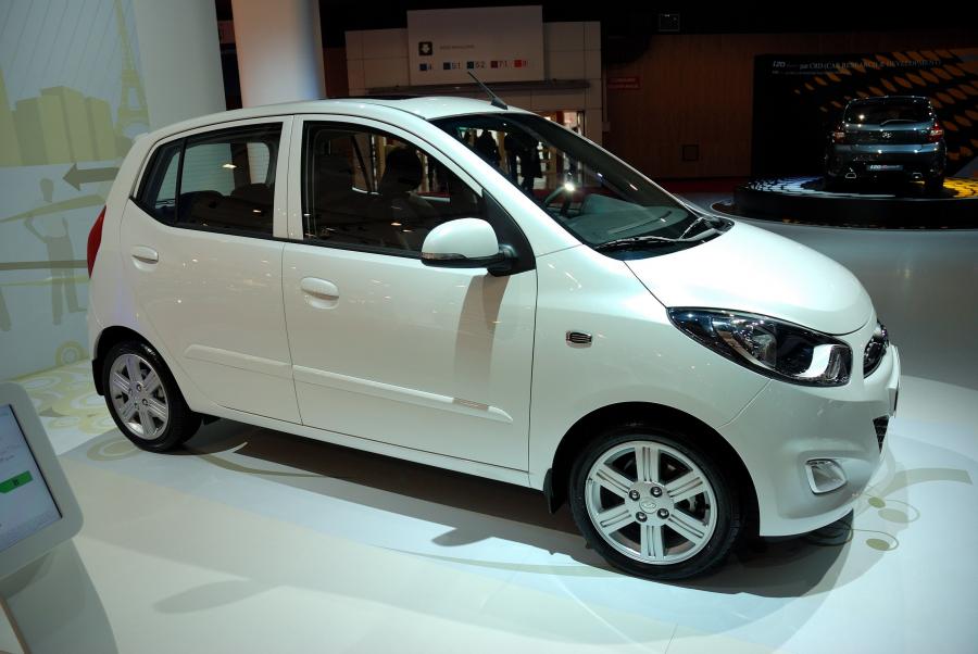  Hyundai i10 2011 года  (фото 3 из 21)